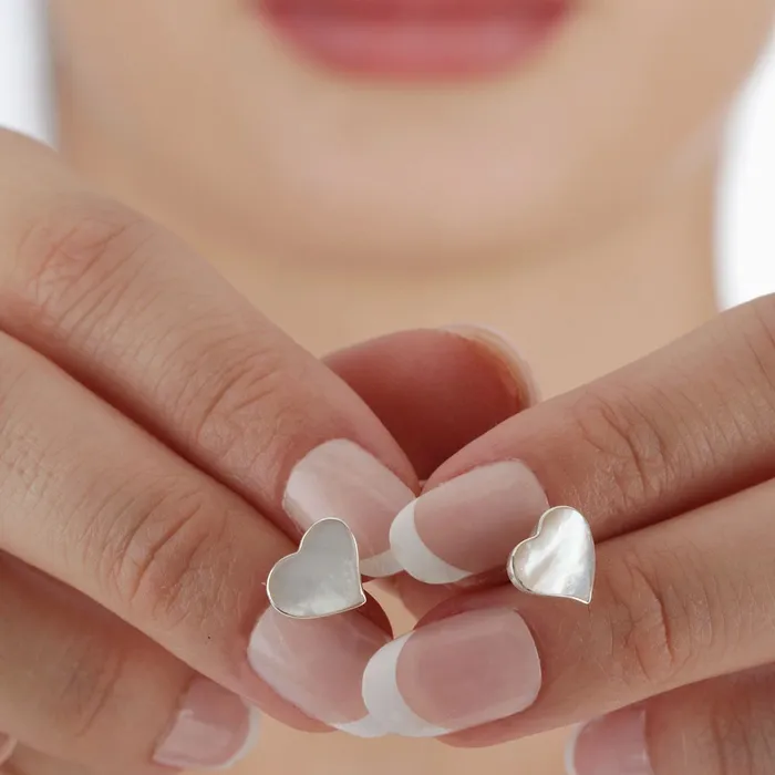 Earrings MadameLili Perlmutt Herz Ohrstecker Silber MadameLili