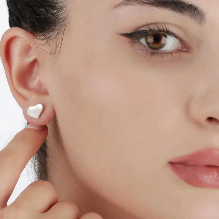 Earrings MadameLili Perlmutt Herz Ohrstecker Silber MadameLili