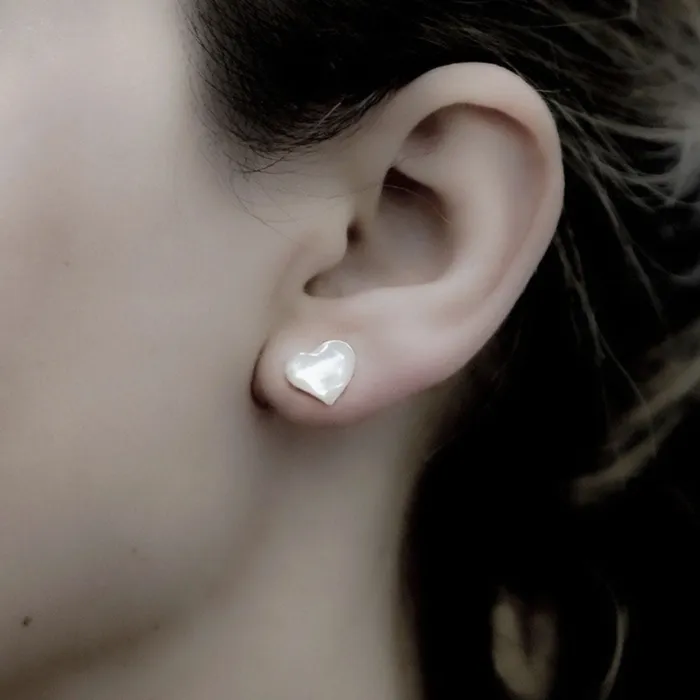 Earrings MadameLili Perlmutt Herz Ohrstecker Silber MadameLili