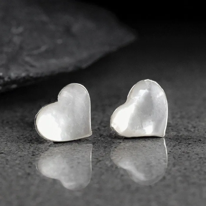 Earrings MadameLili Perlmutt Herz Ohrstecker Silber MadameLili