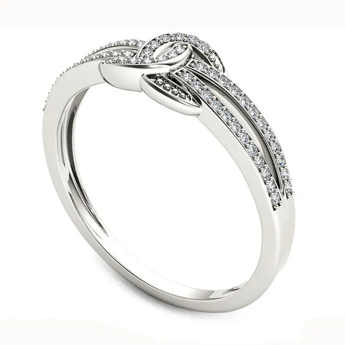 Goldia Rings 013 CT TW Natural Diamond Interlocking Circles Ring in Solid 10K White Gold Goldia Rings 013 CT TW Natural Diamond Interlocking Circles Ring in Solid 10K White Gold