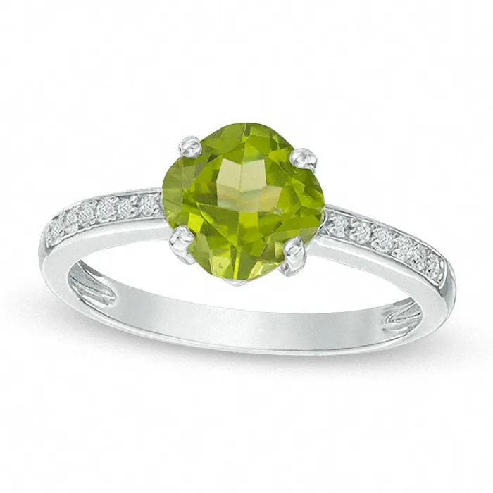 Rings Goldia 70mm CushionCut Peridot and White Topaz Ring in Sterling Silver Rings Goldia 70mm CushionCut Peridot and White Topaz Ring in Sterling Silver